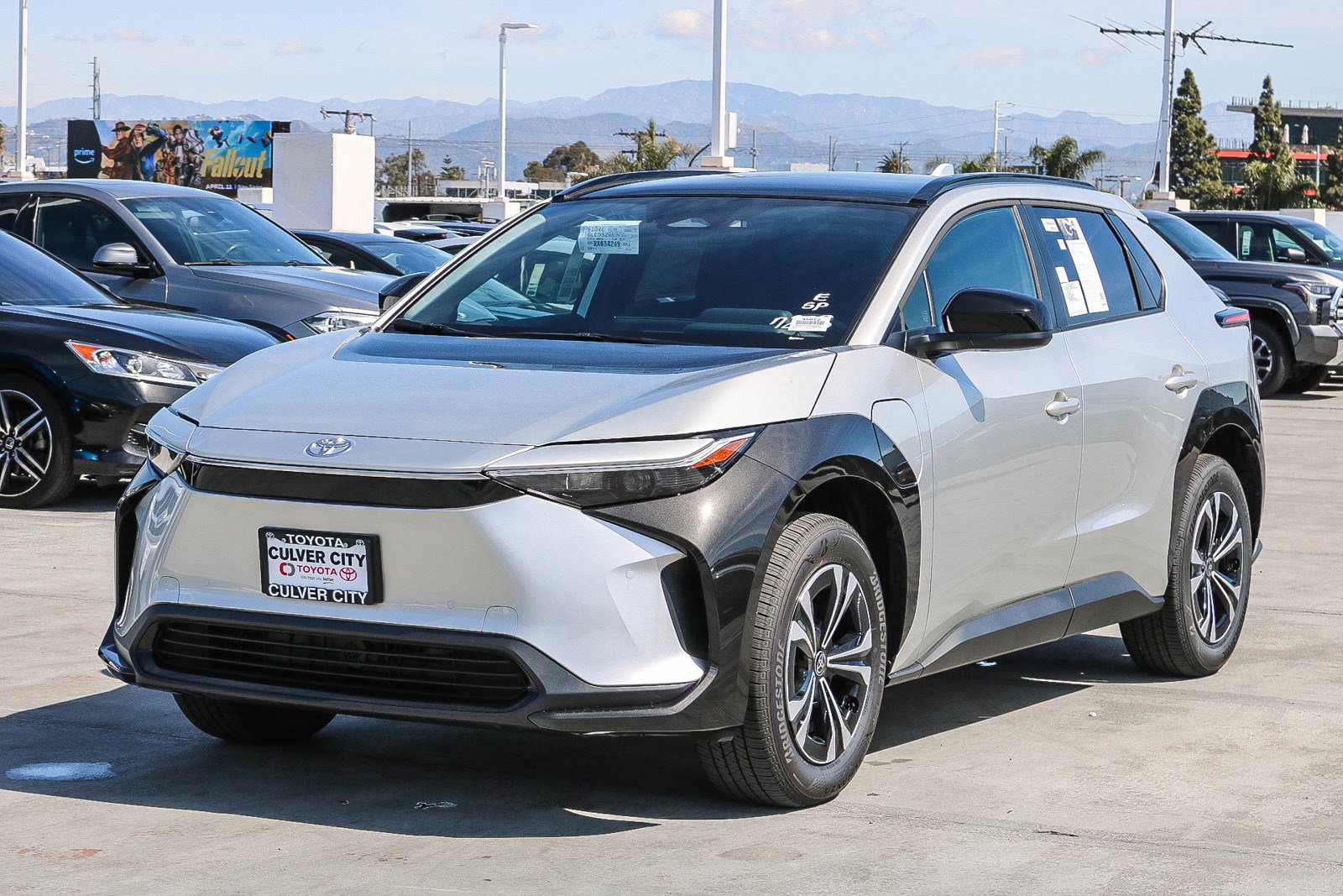 2024 TOYOTA BZ4X XLE Lease Deals