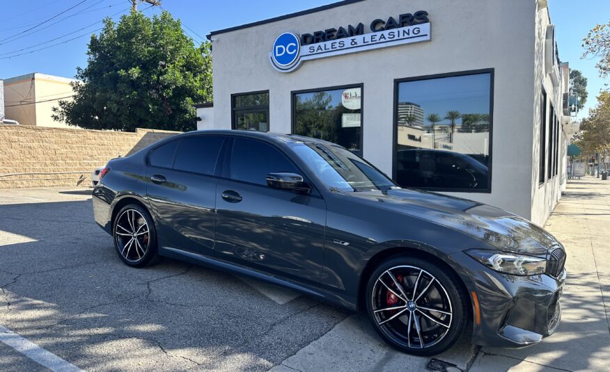 2023 BMW 3 Series 330e's photo