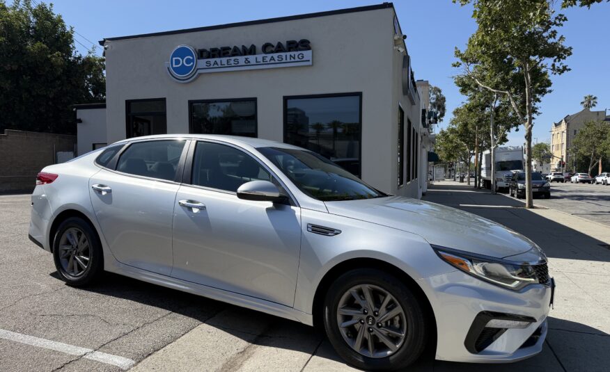 2020 Kia Optima LX AT's photo