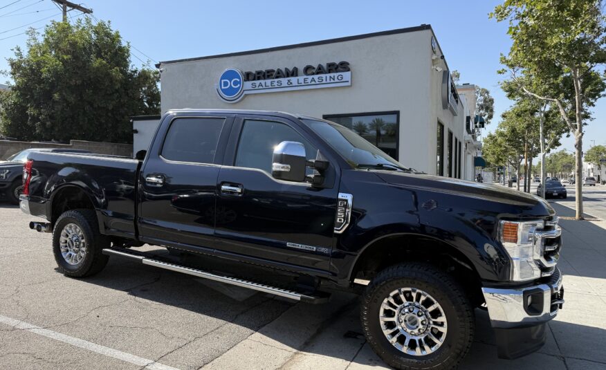2021 Ford F-250 XLT 4x4 Crew Cab 8' Box's photo